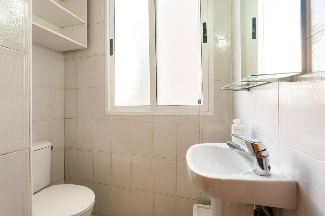 Spacious, Bright Apartment Next To The Old Town บาเลนเซีย ภายนอก รูปภาพ